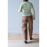 Grei Isla Pleated Trouser in Dark Khaki