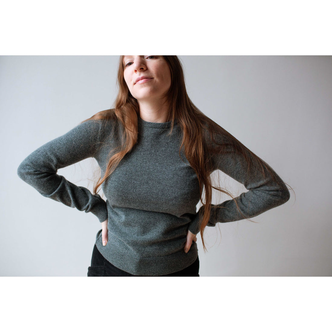 Extreme Cashmere Body Sweater in Felt