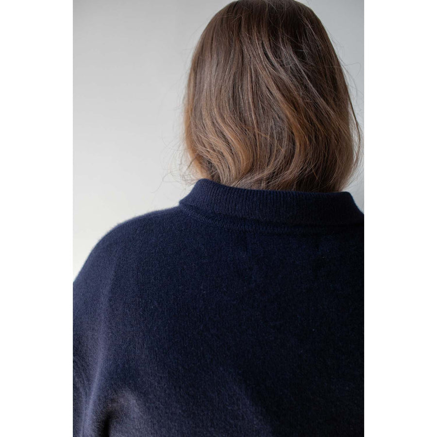 Extreme Cashmere Marylebone Sweater in Navy