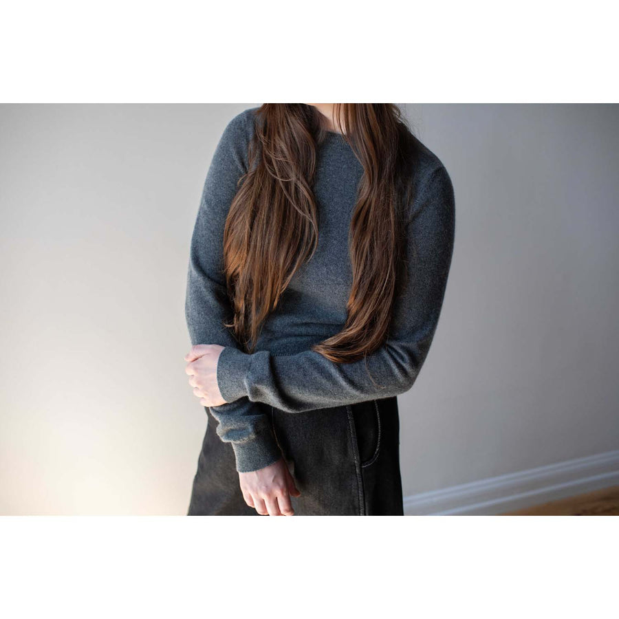 Extreme Cashmere Body Sweater in Felt