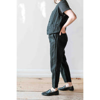 Pas de Calais Linen Twill Tapered Pants in Black