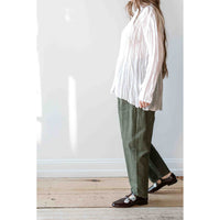 Pas de Calais Loose Slim Pants in Khaki