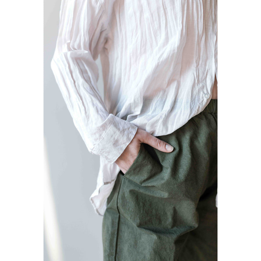 Pas de Calais Loose Slim Pants in Khaki