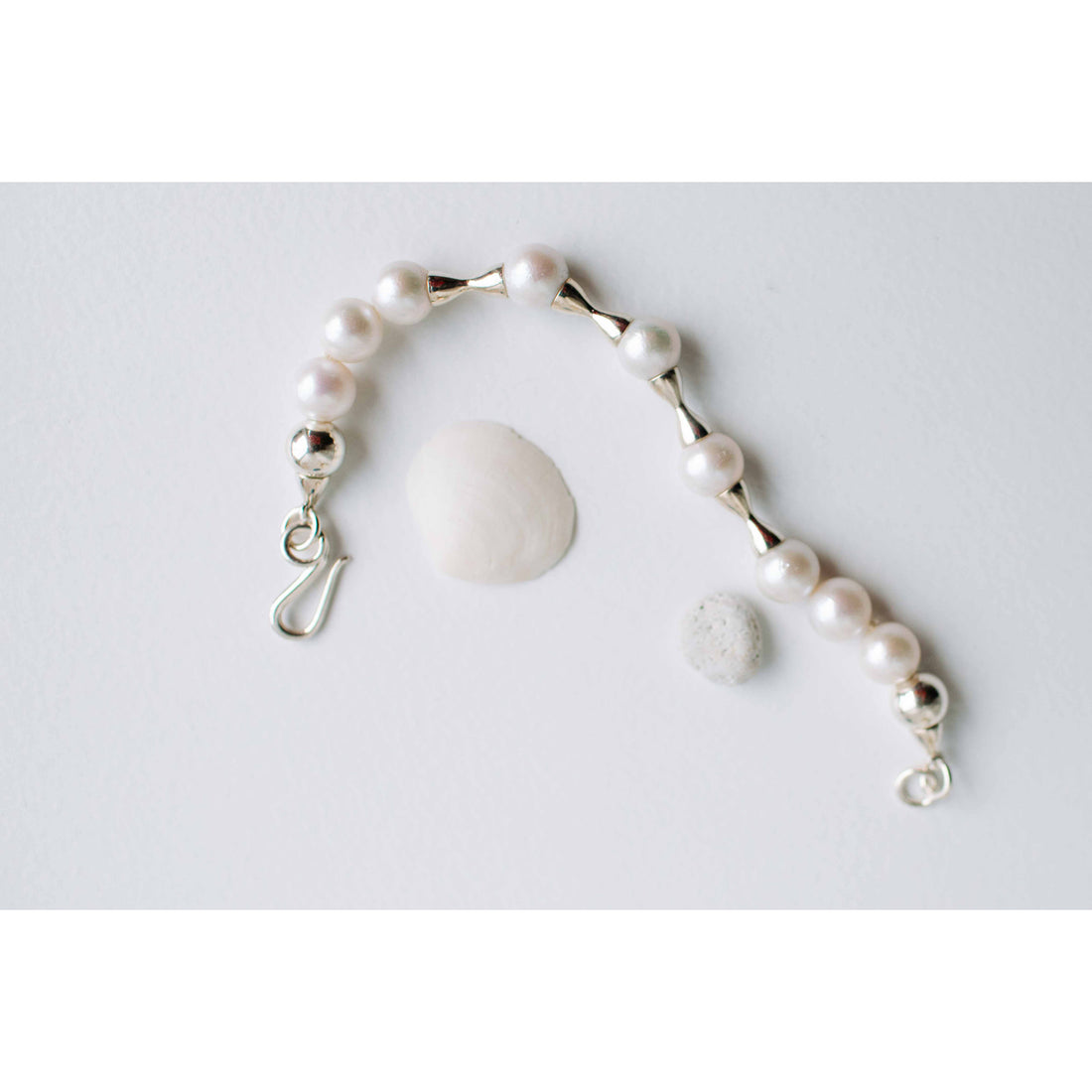 Sapir Bachar Pearl Hourglass Bracelet in Sterling Silver