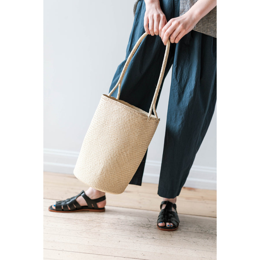 Shaina Mote Cylinder Bag in Seagrass