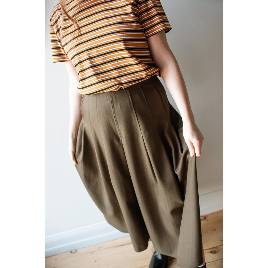 Kallmeyer Dakota Pleated Skirt in Dark Olive