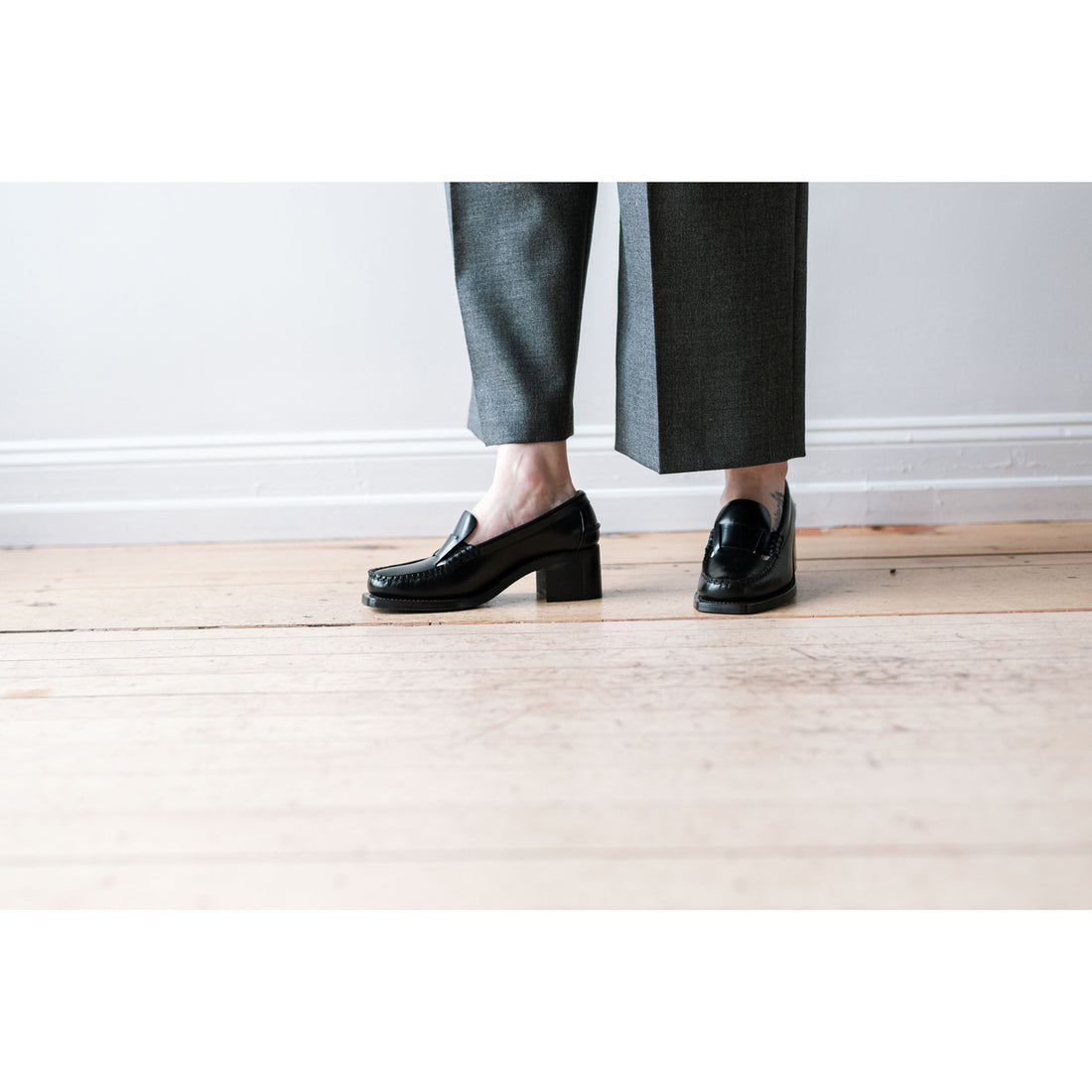 Hereu Sineu Heeled Loafer in Black