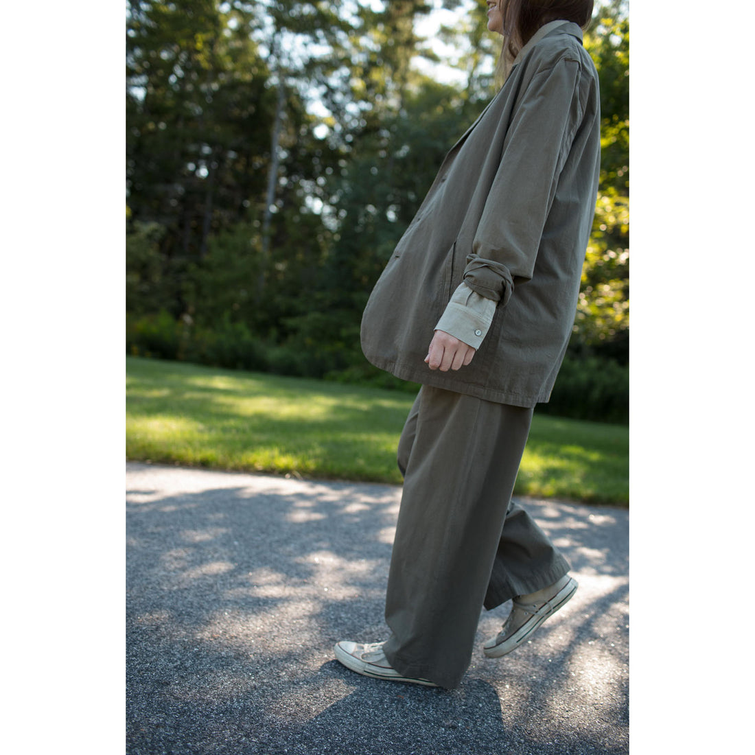 Black Crane Straight Trouser in Dark Olive