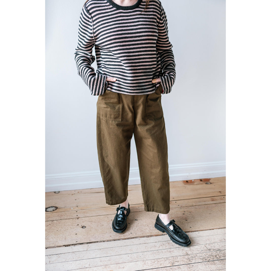 Shaina Mote Painter Pant in Dark Olive