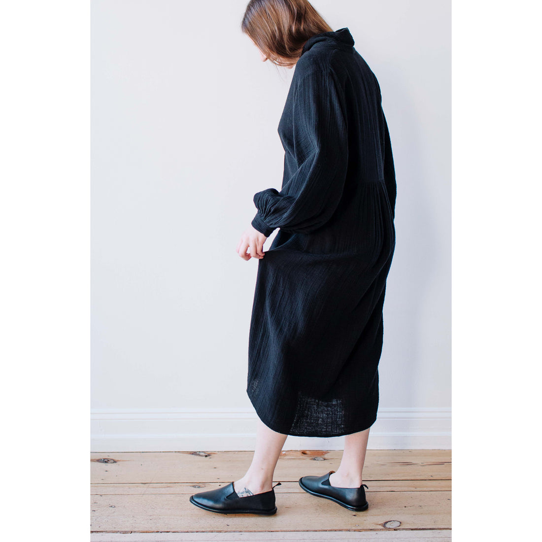 Anaak Anna Shawl Collar Dress in Onyx