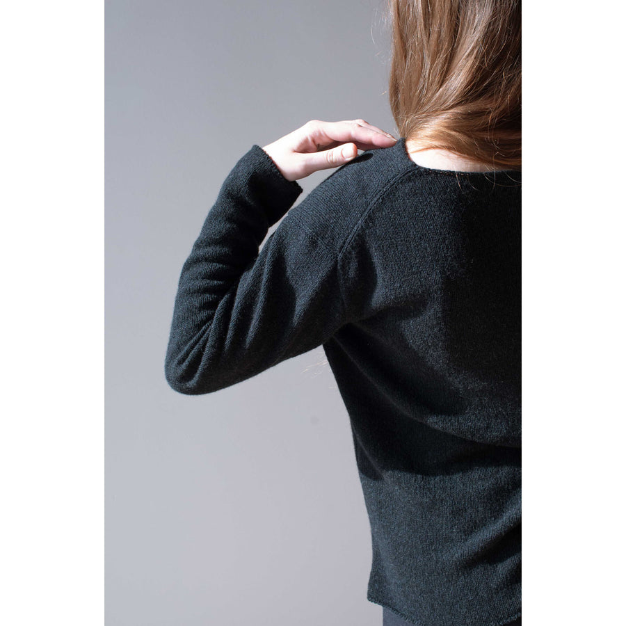 Evam Eva Wool Silk  V Neck Pullover in Charcoal