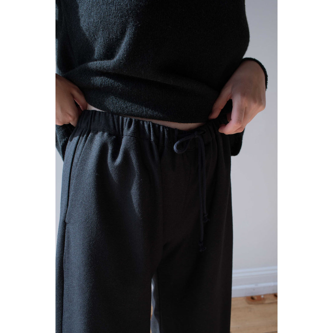 Grei Easy Pant in Midnight Blue