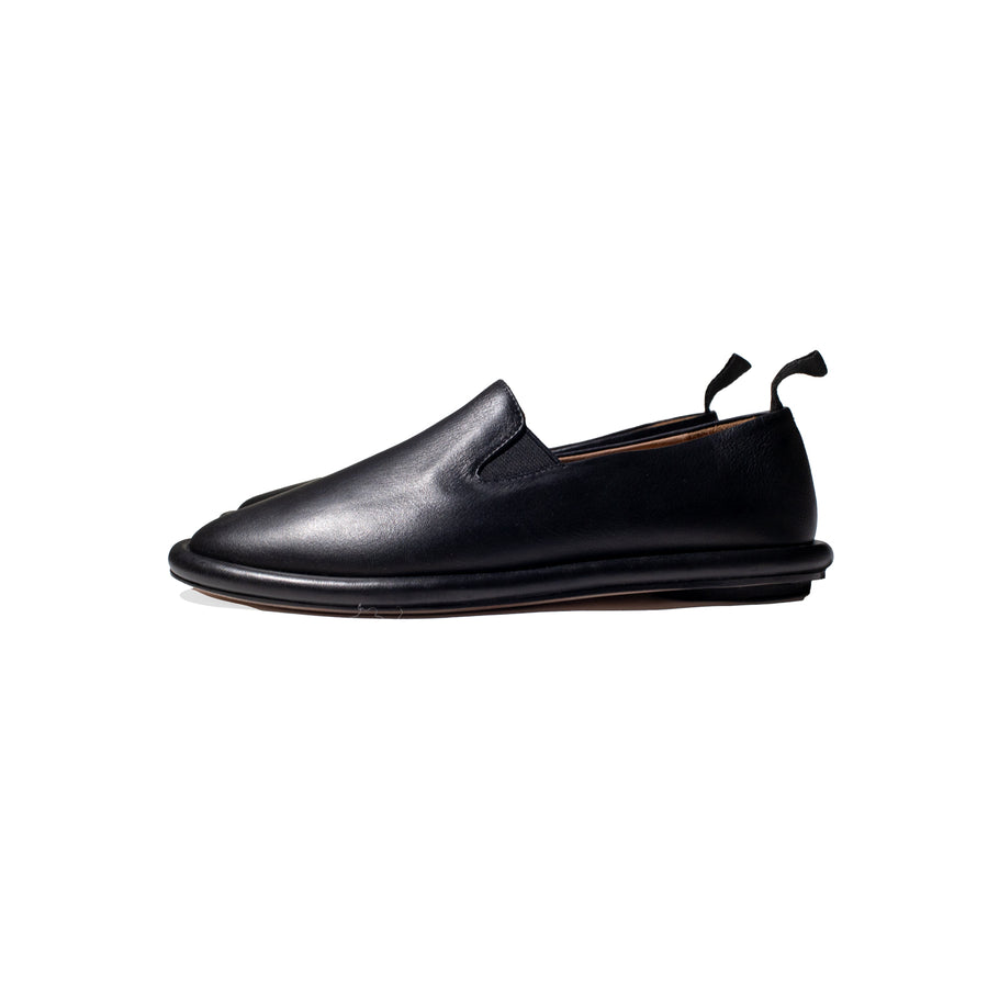 Lauren Manoogian Welt Loafer in Black