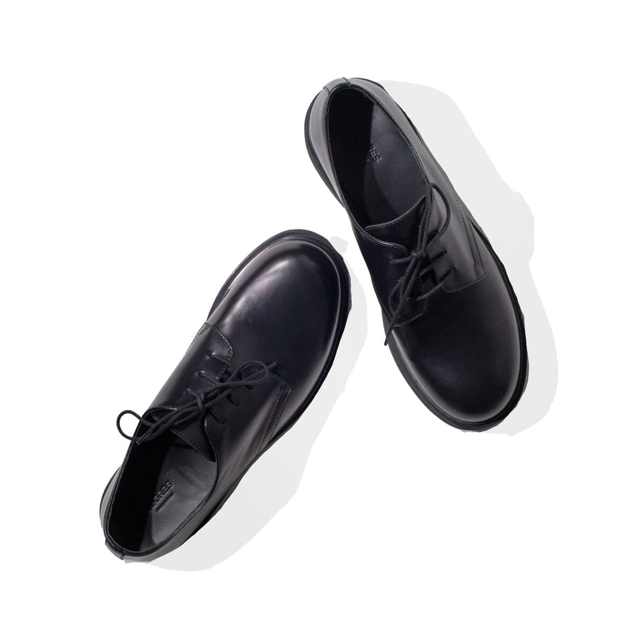 Legres Derby Shoe in Black