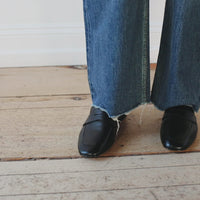 Le Monde Béryl Soft Loafer in Placket Leather Black