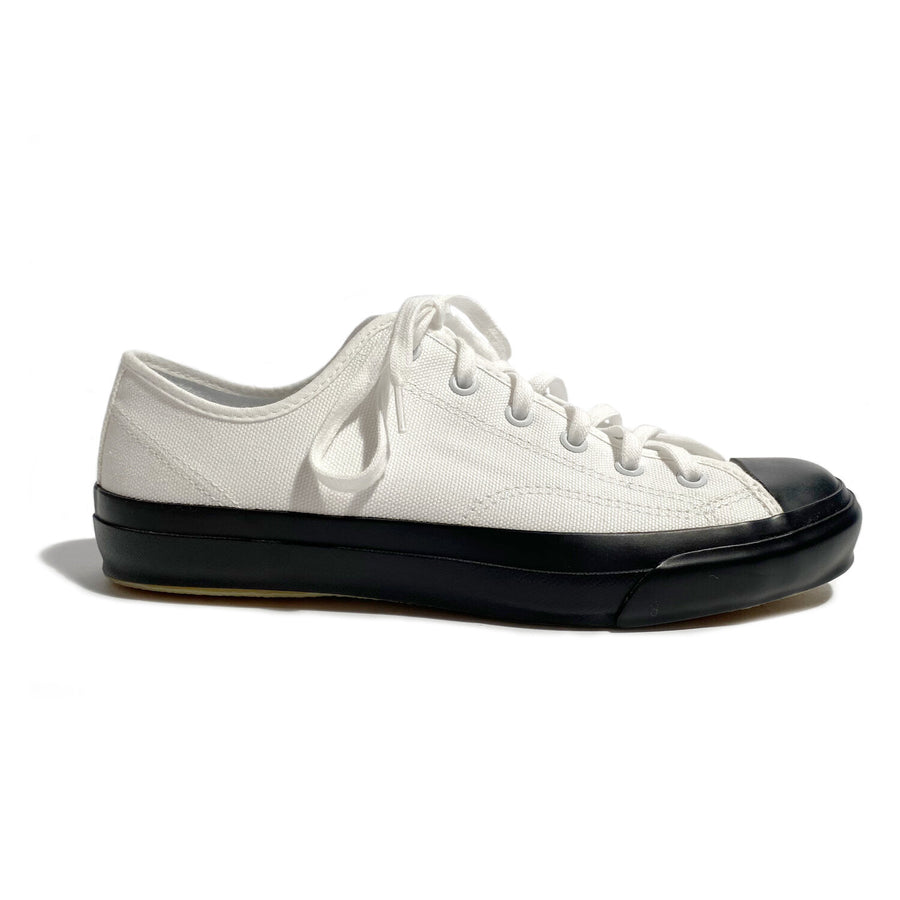 Evam Eva Canvas Sneakers in White/Black