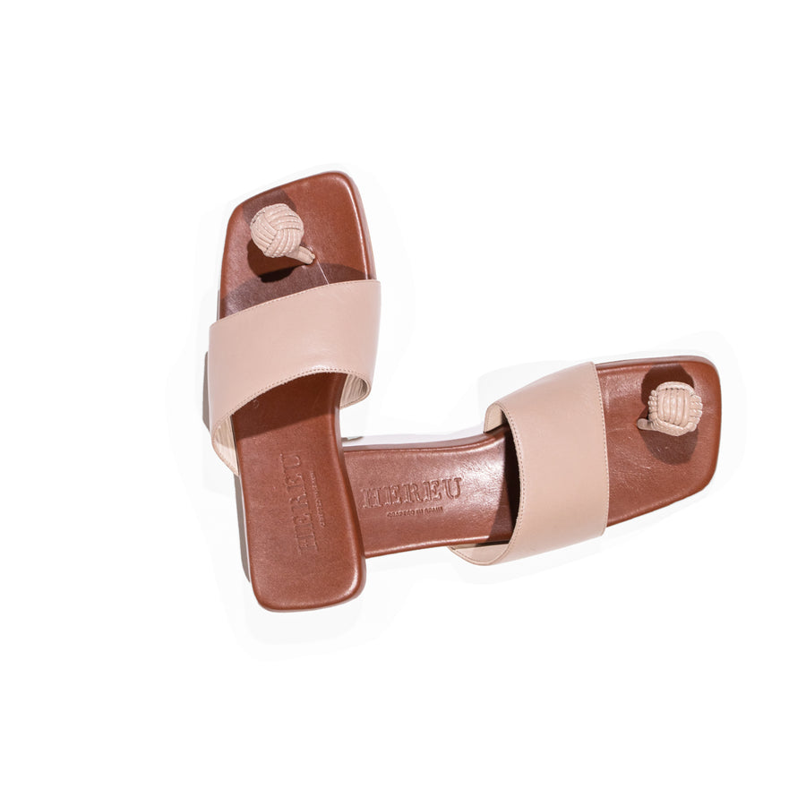 Hereu Loteta Sandal in Taupe